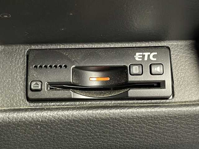 スズキ アルト ワークス 埼玉県 2019(令1)年 3.5万km スチールシルバーM 社外９インチナビ　バックカメラ　ＥＴＣ　ＬＥＤヘッドライト　スズキセーフティサポート　パドルシフト　ＲＳ－Ｒダウンサス　フジツボマフラー　純正アルミホイール　オートライト　スマートキー　地デジＴＶ