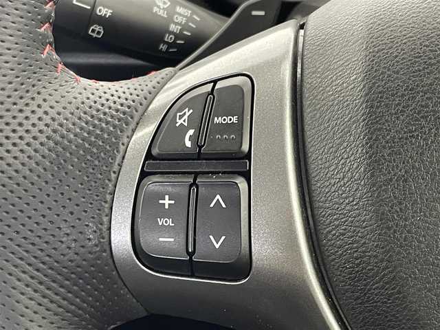スズキ アルト ワークス 埼玉県 2019(令1)年 3.5万km スチールシルバーM 社外９インチナビ　バックカメラ　ＥＴＣ　ＬＥＤヘッドライト　スズキセーフティサポート　パドルシフト　ＲＳ－Ｒダウンサス　フジツボマフラー　純正アルミホイール　オートライト　スマートキー　地デジＴＶ