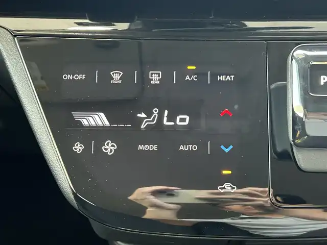 日産 サクラ X 兵庫県 2024(令6)年 0.3万km ピンク 純正9インチメモリーナビ/（CD/DVD/BT/フルセグTV）/全方位カメラ/衝突軽減ブレーキ/LEDヘッドライト/AUTOライト/フロアマット/ドアバイザー/スマートキー