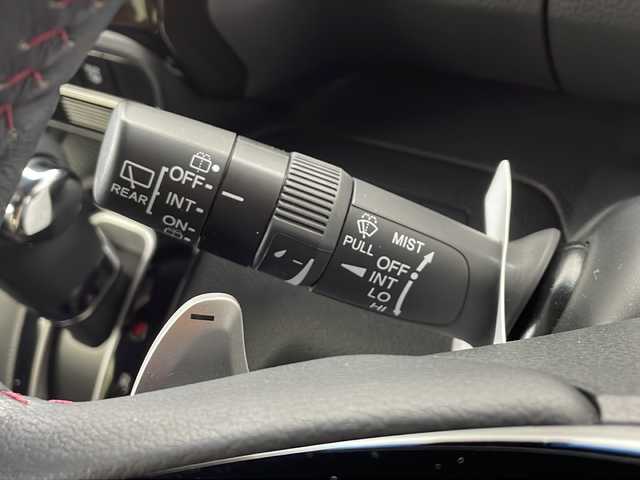 ホンダ Ｎ ＢＯＸ カスタム L ターボ コーディネートスタイル 愛知県 2021(令3)年 2.3万km プラチナホワイトパール /禁煙車//コーディネートスタイル//純正Gathersナビ(VXM-217NBi)//フルセグTV//バックカメラ//ビルトインETC//フルプライムスムースシート(アレルクリーンプラス)//外装ダーククローム加飾//内装ボルドーレッド加飾//純正15インチアルミホイール(切削加工)//ホンダセンシング//CMBS//誤発進抑制//歩行者事故低減ステア//路外逸脱抑制//アダプティブクルーズコントロール//レーンキープ//先行車発進お知らせ//標識認識//アダプティブハイビーム//パーキングセンサー//360°スーパーUV&IRカット//9灯式フルLEDヘッドライト//LEDフォグランプ//前席ベンチシート//前席シートヒーター//後席チップアップ&ダイブダウン機能付スライドシート//両側パワースライドドア//スライドドアロールサンシェード//運転席・助手席シートバックテーブル//プラズマクラスター//純正フロアマット//革巻きステアリング//ステアリングスイッチ//プッシュスタート//電動格納ミラーウィンカー