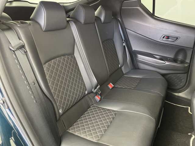 トヨタ Ｃ－ＨＲ G モード ネロ 愛知県 2018(平30)年 9.3万km ブラッキッシュアゲハガラスフレーク 純正ナビ/・Ｂｌｕｅｔｏｏｔｈ/・フルセグ/・DVD/CD/・ＨＤＭＩ/バックカメラ/前席シートヒーター/ビルドインＥＴＣ/衝突軽減/クリアランスソナー/レーンキープ/追従クルコン/ブラインドスポットモニター/オートマチックハイビーム/LEDヘッドライト/フォグランプ/純正フロアマット/純正アルミホイール/電動パーキングブレーキ/オートブレーキホールド