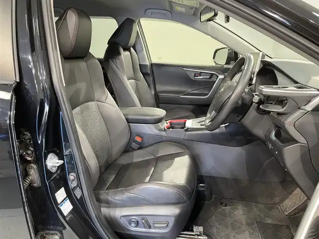 トヨタ ＲＡＶ４ アドベンチャー オフロードPKG 愛知県 2021(令3)年 6.1万km アティチュードブラックマイカ 純正8インチナビ/トヨタセーフティセンス/ダウンヒルアシストコントロール/100V充電/レーダークルーズコントロール/ルーフレール/バックカメラ/ブラインドスポットモニター/ヒートステアリング/シートヒーター/コーナーセンサー/パワーシート/エアシート/オートハイビーム/LEDヘッドライト/フォグランプ/オートライト/純正アルミホイール