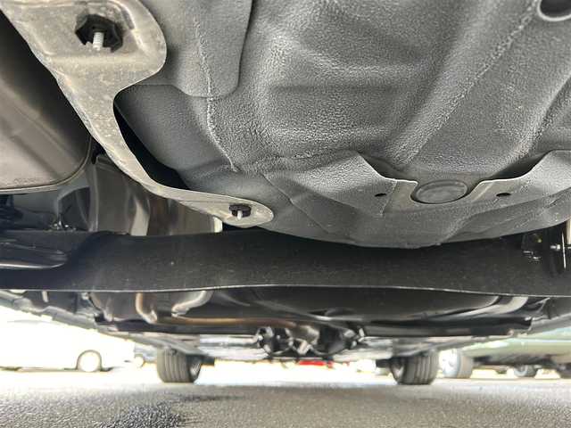 日産 オーラ G レザーエディション 宮城県 2023(令5)年 0.1万km ピュアホワイトパール 純正9インチナビ/(フルセグTV/SD/BT/USB/AUX)/アラウンドビューモニター/エマージェンシーブレーキ/衝突軽減サポート/レーンキープアシスト/ブラインドスポットモニター/パーキングセンサー/後退時車両検知警報/標識認識支援/ふらつき防止/インテリジェントルームミラー/革巻きステアリング/ステアリングスイッチ/レザーシート/コーナーセンサー/アイドリングストップ/オートエアコン/オートライト/オートマチックハイビーム/オートホールド/ドライブセレクトモード/プッシュスタート＆スマートキ/ウインカー付き電動格納ミラー/LEDヘッドライト/フォグランプ/純正フロアマット/純正17インチAW