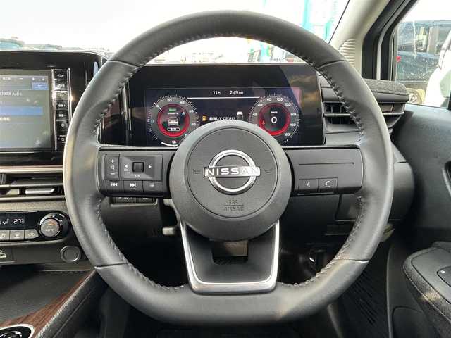 日産 オーラ G レザーエディション 宮城県 2023(令5)年 0.1万km ピュアホワイトパール 純正9インチナビ/(フルセグTV/SD/BT/USB/AUX)/アラウンドビューモニター/エマージェンシーブレーキ/衝突軽減サポート/レーンキープアシスト/ブラインドスポットモニター/パーキングセンサー/後退時車両検知警報/標識認識支援/ふらつき防止/インテリジェントルームミラー/革巻きステアリング/ステアリングスイッチ/レザーシート/コーナーセンサー/アイドリングストップ/オートエアコン/オートライト/オートマチックハイビーム/オートホールド/ドライブセレクトモード/プッシュスタート＆スマートキ/ウインカー付き電動格納ミラー/LEDヘッドライト/フォグランプ/純正フロアマット/純正17インチAW