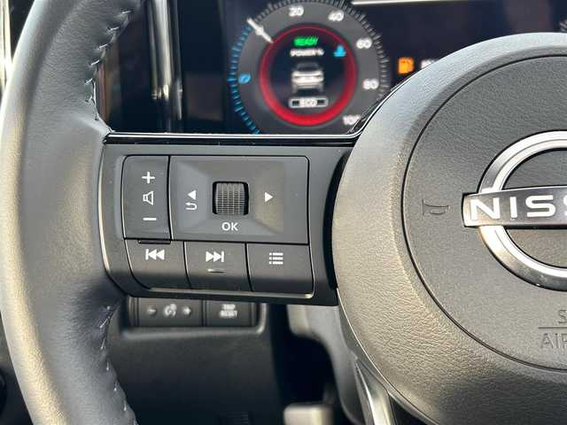 日産 オーラ G レザーエディション 宮城県 2023(令5)年 0.1万km ピュアホワイトパール 純正9インチナビ/(フルセグTV/SD/BT/USB/AUX)/アラウンドビューモニター/エマージェンシーブレーキ/衝突軽減サポート/レーンキープアシスト/ブラインドスポットモニター/パーキングセンサー/後退時車両検知警報/標識認識支援/ふらつき防止/インテリジェントルームミラー/革巻きステアリング/ステアリングスイッチ/レザーシート/コーナーセンサー/アイドリングストップ/オートエアコン/オートライト/オートマチックハイビーム/オートホールド/ドライブセレクトモード/プッシュスタート＆スマートキ/ウインカー付き電動格納ミラー/LEDヘッドライト/フォグランプ/純正フロアマット/純正17インチAW