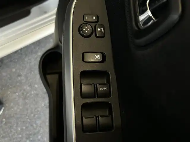 スズキ ソリオ バンディット HV MV 埼玉県 2018(平30)年 4万km ピュアホワイトP ・外部検査済み/・デュアルカメラブレーキサポート/・レーダークルーズコントロール/・レーンキープアシスト/・OP電動スライドドア/・カロッツェリアナビ/・CD/DVD/Bluetooth/フルセグTV/・バックカメラ/・LEDヘッドライト/・アイドリングストップ/・サイドエアバッグ/・パドルシフト/・Fドライブレコーダー/・ETC/・スマートキー/・プッシュスタート/・純正15インチアルミホイール/・フロアマット/・ドアバイザー/・新車保証書/・取扱説明書