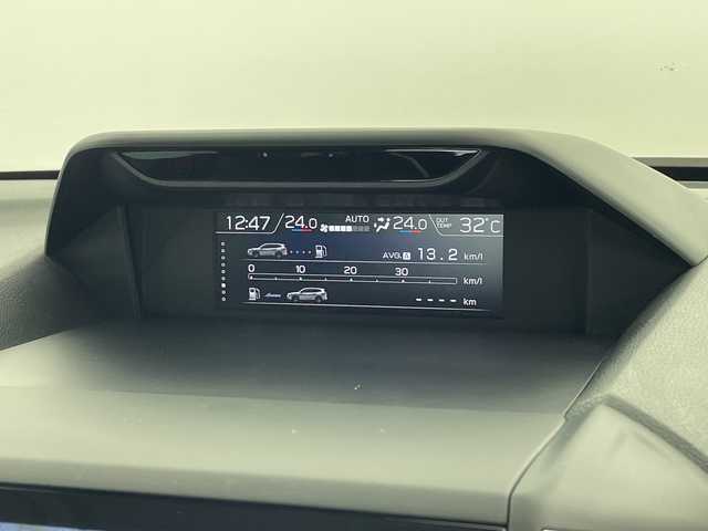 スバル フォレスター ハイブリッド アドバンス 鹿児島県 2022(令4)年 3.4万km クリスタルホワイトP メーカーナビ/フルセグＴＶ　ＤＶＤ/Ｂluetoothオーディオ/フロント・バック・サイドカメラ/ETC/リヤパワーゲート/全席シートヒーター/パドルシフト/前後ドライブレコーダー/ルーフレール/ステアリングヒーター/レーダークルーズコントロール/ＢＳＭ/ＬＫＡ
