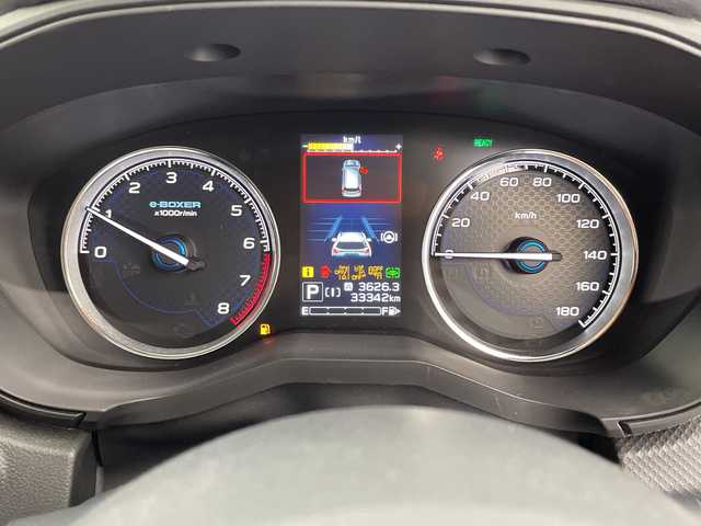 スバル フォレスター ハイブリッド アドバンス 鹿児島県 2022(令4)年 3.4万km クリスタルホワイトP メーカーナビ/フルセグＴＶ　ＤＶＤ/Ｂluetoothオーディオ/フロント・バック・サイドカメラ/ETC/リヤパワーゲート/全席シートヒーター/パドルシフト/前後ドライブレコーダー/ルーフレール/ステアリングヒーター/レーダークルーズコントロール/ＢＳＭ/ＬＫＡ