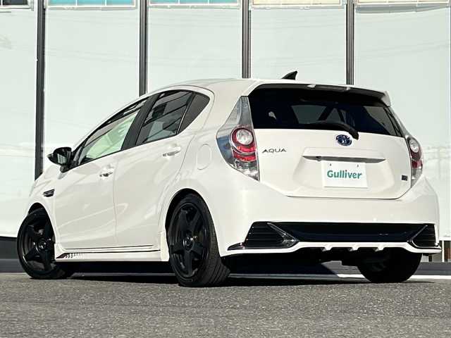 トヨタ アクア G G’s 山形県 2014(平26)年 6.6万km ライムホワイトパールクリスタルシャイン 社外SDナビ/フルセグTV/Bluetooth/バックカメラ/ETC/革巻きステアリング/ステアリングスイッチ/HIDヘッドランプ/フォグランプ/電動格納ミラー/SSR17インチAW/純正フロアマット/純正AWスタッドレスタイヤ積載/（195/４５R１７　　４ｍｍ）/Wエアバッグ/スマートキー/スペアキー/エンジンスターター
