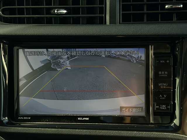 トヨタ アクア G G’s 山形県 2014(平26)年 6.6万km ライムホワイトパールクリスタルシャイン 社外SDナビ/フルセグTV/Bluetooth/バックカメラ/ETC/革巻きステアリング/ステアリングスイッチ/HIDヘッドランプ/フォグランプ/電動格納ミラー/SSR17インチAW/純正フロアマット/純正AWスタッドレスタイヤ積載/（195/４５R１７　　４ｍｍ）/Wエアバッグ/スマートキー/スペアキー/エンジンスターター