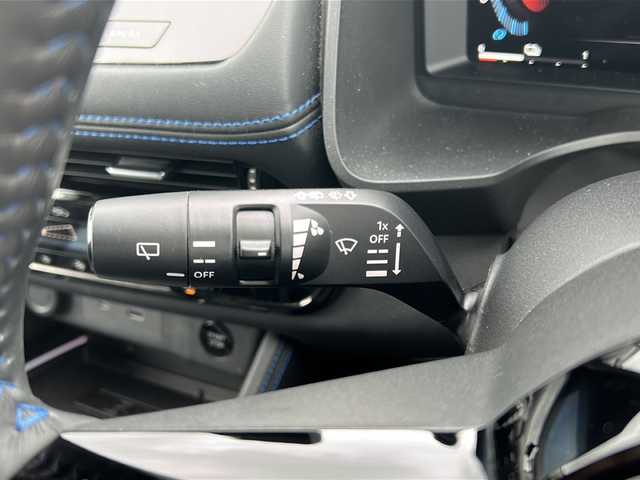 日産 エクストレイル オーテック e-4ORCE アドバンスドPKG 富山県 2023(令5)年 4.2万km ブリリアントホワイトパール 禁煙車/４ＷＤ/ワンオーナー/純正12.3インチディスプレイオーディオ/全方位カメラ/プロパイロット/レーダークルーズコントロール/レーンキープアシスト/衝突軽減ブレーキ/電動リアゲート/純正フロアマット/パワーシート/全席シートヒーター/純正アルミホイール/ETC2.0/オートライト/オートマチックハイビーム/電動格納ミラー/ハンドルウォーマー/保証書・記録簿/取扱説明書