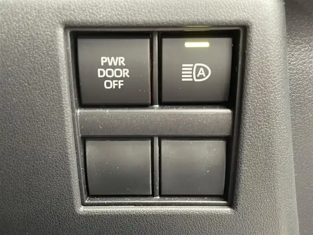 トヨタ アルファード Z 鹿児島県 2024(令6)年 0.5万km プラチナホワイトパールマイカ ワンオーナー/禁煙車/14インチディスプレイオーディオ（コネクティッドナビ対応)/全周囲カメラ/前後コーナーセンサー/トヨタセーフティセンス/運転席メモリー機能付きパワーシート/前後席パワーシート/前後席シートベンチレーション/前後席シートヒーター/両側パワースライドドア/パワーバックドア/デジタルインナーミラー/ステアリングヒーター/ブラインドスポットモニター/ワイヤレス充電/ビルトインETC2.0/前後ドライブレコーダー/純正フロアマット/保証書/記録簿