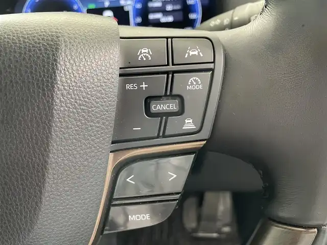 トヨタ アルファード Z 鹿児島県 2024(令6)年 0.5万km プラチナホワイトパールマイカ ワンオーナー/禁煙車/14インチディスプレイオーディオ（コネクティッドナビ対応)/全周囲カメラ/前後コーナーセンサー/トヨタセーフティセンス/運転席メモリー機能付きパワーシート/前後席パワーシート/前後席シートベンチレーション/前後席シートヒーター/両側パワースライドドア/パワーバックドア/デジタルインナーミラー/ステアリングヒーター/ブラインドスポットモニター/ワイヤレス充電/ビルトインETC2.0/前後ドライブレコーダー/純正フロアマット/保証書/記録簿