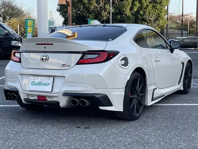 トヨタ ＧＲ８６ RZ 千葉県 2024(令6)年 3.1万km クリスタルホワイトパール ワンオーナー/純正ナビ(CD/DVD/フルセグTV/BT/SD/HDMI/USB)/プリクラッシュブレーキ/クリアランスソナー/純正18インチアルミホイール/ヒルスタートアシストコントロール/純正ドライブレコーダー/TRDフルエアロパーツ/アルミペダル/リアスポイラー/シフトアップインジケーター/車線逸脱警報/ステアリング連動ヘッドランプ/Bremboキャリパー/セミバケットシート(ハーフレザー)/LEDヘッドライト/ETC2.0/オートライト/D/N側シートヒター/横滑り防止機能/バックカメラ/プッシュスタート/コーナーセンサー/取説/保証書