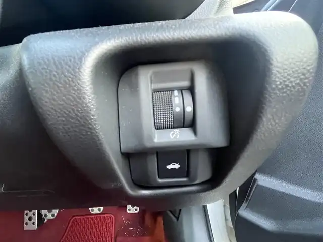 トヨタ ＧＲ８６ RZ 千葉県 2024(令6)年 3.1万km クリスタルホワイトパール ワンオーナー/純正ナビ(CD/DVD/フルセグTV/BT/SD/HDMI/USB)/プリクラッシュブレーキ/クリアランスソナー/純正18インチアルミホイール/ヒルスタートアシストコントロール/純正ドライブレコーダー/TRDフルエアロパーツ/アルミペダル/リアスポイラー/シフトアップインジケーター/車線逸脱警報/ステアリング連動ヘッドランプ/Bremboキャリパー/セミバケットシート(ハーフレザー)/LEDヘッドライト/ETC2.0/オートライト/D/N側シートヒター/横滑り防止機能/バックカメラ/プッシュスタート/コーナーセンサー/取説/保証書