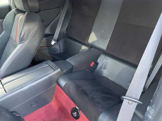 トヨタ ＧＲ８６ RZ 千葉県 2024(令6)年 3.1万km クリスタルホワイトパール ワンオーナー/純正ナビ(CD/DVD/フルセグTV/BT/SD/HDMI/USB)/プリクラッシュブレーキ/クリアランスソナー/純正18インチアルミホイール/ヒルスタートアシストコントロール/純正ドライブレコーダー/TRDフルエアロパーツ/アルミペダル/リアスポイラー/シフトアップインジケーター/車線逸脱警報/ステアリング連動ヘッドランプ/Bremboキャリパー/セミバケットシート(ハーフレザー)/LEDヘッドライト/ETC2.0/オートライト/D/N側シートヒター/横滑り防止機能/バックカメラ/プッシュスタート/コーナーセンサー/取説/保証書