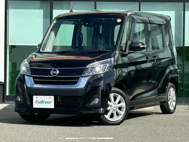 日産 デイズ ルークス ハイウェイスター Xターボ 和歌山県 2018(平30)年 5.1万km ブラック 純正ナビ（MM317D-W）/フルセグＴＶ/全方位カメラ/(AM/FM/CD/DVD/Bluetooth)/衝突軽減ブレーキ/横滑り防止/アイドリングストップ/ETC/前方ドラレコ/片側パワスラ/オートライト/オートマチックハイビーム/ステアリングスイッチ/フォグランプ/プッシュスタート/スマートキー/電動格納ミラー/純正フロアマット/純正AW