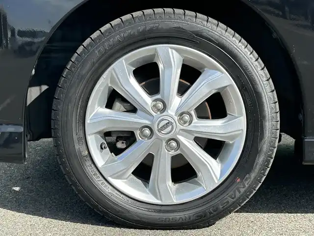 日産 デイズ ルークス ハイウェイスター Xターボ 和歌山県 2018(平30)年 5.1万km ブラック 純正ナビ（MM317D-W）/フルセグＴＶ/全方位カメラ/(AM/FM/CD/DVD/Bluetooth)/衝突軽減ブレーキ/横滑り防止/アイドリングストップ/ETC/前方ドラレコ/片側パワスラ/オートライト/オートマチックハイビーム/ステアリングスイッチ/フォグランプ/プッシュスタート/スマートキー/電動格納ミラー/純正フロアマット/純正AW