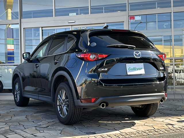 マツダ ＣＸ－５ 20S プロアクティブ 静岡県 2017(平29)年 6.5万km ジェットブラックマイカ 純正ナビ/・ラジオ/ワンセグTV/・USB/SD/AUX/CD/DVD/主要装備/・レーダークルーズコントロール　/・ドライブレコーダー　/・ＥＴＣ　/・ＢＳＭ　/・ステアリングリモコン　/・レーンキープアシスト　/・アイドリングストップ　/・シートヒーター　/・ハンドルヒーター　/・ヘッドアップディスプレイ/・コーナーセンサー/・オートホールド/・オートライト/・パワーシート/・バックカメラ/・サイドカメラ/・プッシュスタート/・スマートキー/・LEDヘッドライト