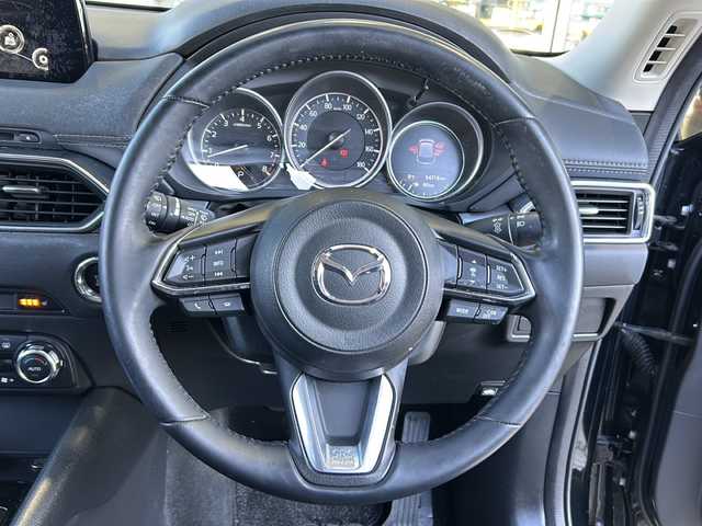 マツダ ＣＸ－５ 20S プロアクティブ 静岡県 2017(平29)年 6.5万km ジェットブラックマイカ 純正ナビ/・ラジオ/ワンセグTV/・USB/SD/AUX/CD/DVD/主要装備/・レーダークルーズコントロール　/・ドライブレコーダー　/・ＥＴＣ　/・ＢＳＭ　/・ステアリングリモコン　/・レーンキープアシスト　/・アイドリングストップ　/・シートヒーター　/・ハンドルヒーター　/・ヘッドアップディスプレイ/・コーナーセンサー/・オートホールド/・オートライト/・パワーシート/・バックカメラ/・サイドカメラ/・プッシュスタート/・スマートキー/・LEDヘッドライト