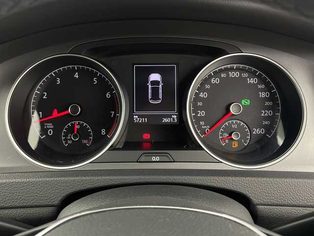 フォルクスワーゲン ゴルフ TSI コンフォートライン BM 三重県 2016(平28)年 5.8万km 青 禁煙車/純正8型ナビ/CD/DVD/SD/BT/バックカメラ/衝突被害軽減ブレーキ/電動パーキングブレーキ/アイドリングストップ/ビルトインETC/純正15インチアルミホイール/スペアキー×1
