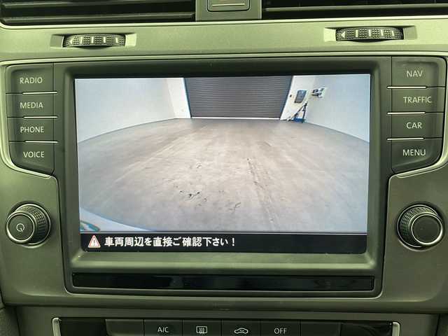 フォルクスワーゲン ゴルフ TSI コンフォートライン BM 三重県 2016(平28)年 5.8万km 青 禁煙車/純正8型ナビ/CD/DVD/SD/BT/バックカメラ/衝突被害軽減ブレーキ/電動パーキングブレーキ/アイドリングストップ/ビルトインETC/純正15インチアルミホイール/スペアキー×1