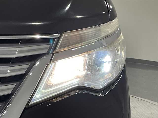 日産 セレナ HWS S HV Vセレ +Sefty 愛知県 2015(平27)年 4.2万km ダイヤモンドブラック カロッツェリア８インチＳＤナビ　/（Bluetooth/フルセグTV/SD/CD・DVD再生/iPod)/アラウンドビューモニター　/両側パワースライドドア　/衝突軽減ブレーキ　/ドライブレコーダー　/ＬＥＤヘッドライト　/クルーズコントロール　/車線逸脱警報/プッシュスタート　/　　　-スマートキー/前後コーナーセンサー/盗難防止装置/フォグランプ/純正フロアマット
