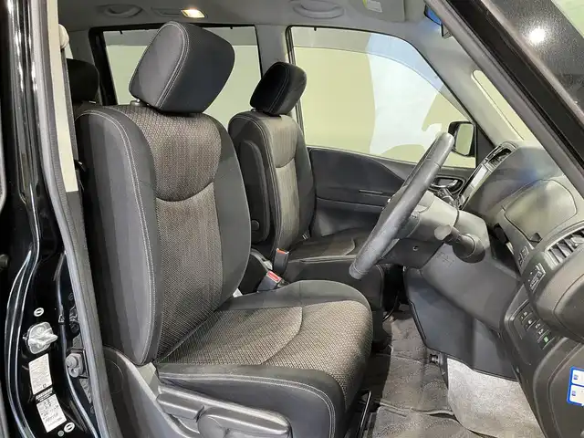 日産 セレナ HWS S HV Vセレ +Sefty 愛知県 2015(平27)年 4.2万km ダイヤモンドブラック カロッツェリア８インチＳＤナビ　/（Bluetooth/フルセグTV/SD/CD・DVD再生/iPod)/アラウンドビューモニター　/両側パワースライドドア　/衝突軽減ブレーキ　/ドライブレコーダー　/ＬＥＤヘッドライト　/クルーズコントロール　/車線逸脱警報/プッシュスタート　/　　　-スマートキー/前後コーナーセンサー/盗難防止装置/フォグランプ/純正フロアマット