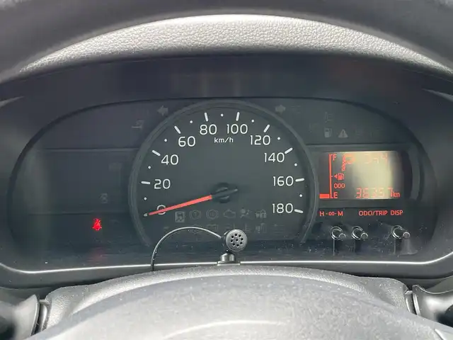トヨタ パッソ X 道央・札幌 2017(平29)年 3.7万km ホワイト ４WD/寒冷地仕様/社外ディスプレイオーディオ/CD/DVD/BT/横滑り防止装置/ETC/ドライブレコーダー/アイドリングストップ/ワイパーデアイサー/D席シートヒーター/リモコンキー/LEDヘッドライト/ヘッドライトレベライザー/電動格納ミラー/純正フロアマット/スペアキー