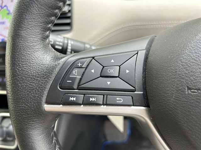 日産 セレナ e－パワー ハイウェイスター V 大阪府 2020(令2)年 7.2万km ブリリアントホワイトパール １オーナー/純正１０インチナビ/（フルセグ／ＢＴ／ＣＤ／ＤＶＤ）/プロパイロット/チャージモード/バックカメラ/衝突被害軽減システム/横滑り防止装置/ハンドルヒーター/前席シートヒーター/3列シート/両側パワースライドドア/前後コーナーセンサー/保証書/取扱説明書/ＥＴＣ
