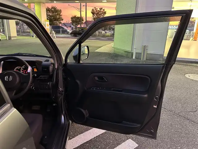 ホンダ ゼスト SPORTS G 三重県 2006(平18)年 11.3万km アドミラルグレーメタリック 登録時112/339km/社外ナビ/純正フロアマット/ベンチシート/電格ミラー/ハロゲンライト/Ｗエアバッグ/パワーステアリング/パワーウィンドウ/ＡＢＳ