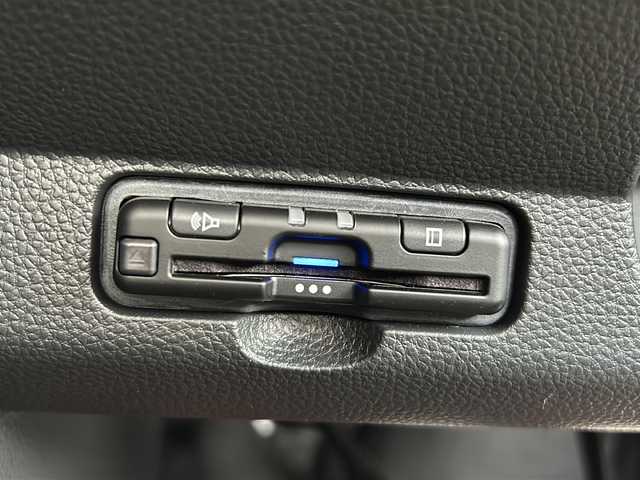 ホンダ Ｎ ＯＮＥ RS 大阪府 2024(令6)年 0.6万km クリスタルブラックパール １オーナー　ホンダセンシング　８型ディスプレイオーディオ　バックカメラ　前席シートヒーター　ＥＴＣ　ＬＥＤオートライト　クルコン　スマートキー　リアスポイラー