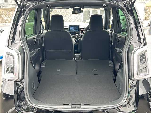 ホンダ Ｎ ＯＮＥ RS 大阪府 2024(令6)年 0.6万km クリスタルブラックパール １オーナー　ホンダセンシング　８型ディスプレイオーディオ　バックカメラ　前席シートヒーター　ＥＴＣ　ＬＥＤオートライト　クルコン　スマートキー　リアスポイラー