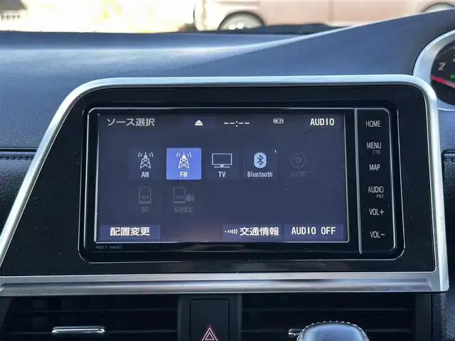 トヨタ シエンタ ファンベースG セーフティED 宮城県 2021(令3)年 2.6万km ブラックマイカ LEDランプパッケージ/・オートレベリング機能付LEDヘッドランプ/・オートライト/・LEDフロントフォグランプ/・レッド加飾付クリアレンズLEDリアコンビネーションランプ/＝＝＝/セーフティセンス/・プリクラッシュセーフティ/・レーンディパーチャーアラート/・オートマチックハイビーム/先行車発進告知機能/インテリジェントクリアランスソナー/純正ナビ（NSZT-W68T）/・CD/DVD/・Bluetooth/・フルセグTV/パノラミックビューモニター/ビルトインETC/両側パワースライドドア/ハーフレザーシート/シートヒーター/ステアリングヒーター/革巻きステアリング/ステアリングスイッチ/スマートキー＆プッシュスタート/電動格納ミラー/純正ドアバイザー/純正フロアマット/Wエアバッグ