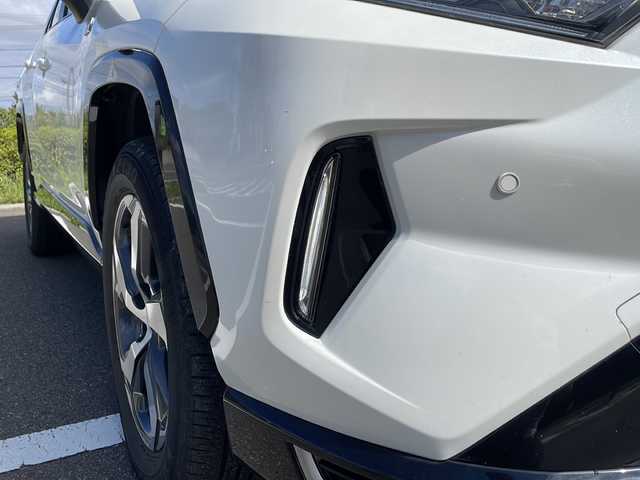 トヨタ ＲＡＶ４ ＰＨＶ G Z 福島県 2021(令3)年 4.9万km ホワイトパールクリスタルシャイン 純正ナビ/BT/フルセグTV、/バックカメラ/アラウンドビューモニター/ETC/純正フロアマット/オートライト/オートハイビーム/レーンキープアシスト/ステアリングヒーター/パワーバックドア/ブレーキホールド/ルーフレール/PHEV/