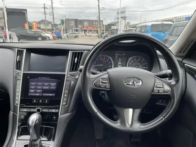 日産 スカイライン ハイブリッド 350GT Type P 石川県 2014(平26)年 6.4万km ラディアントレッド 純正メモリーナビ/フルセグTV/アラウンドビューモニター/LEDヘッドライト/ETC/黒革シート/シートヒーター/インテリキー/プッシュスタート/レーダークルーズ/衝突軽減ブレーキ/純正アルミホイール/保証書