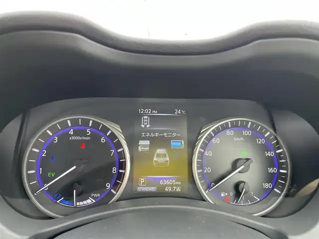日産 スカイライン ハイブリッド 350GT Type P 石川県 2014(平26)年 6.4万km ラディアントレッド 純正メモリーナビ/フルセグTV/アラウンドビューモニター/LEDヘッドライト/ETC/黒革シート/シートヒーター/インテリキー/プッシュスタート/レーダークルーズ/衝突軽減ブレーキ/純正アルミホイール/保証書
