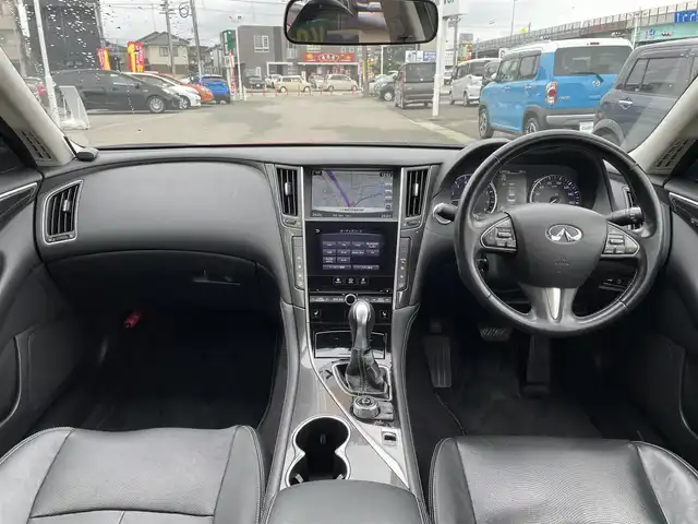 日産 スカイライン ハイブリッド 350GT Type P 石川県 2014(平26)年 6.4万km ラディアントレッド 純正メモリーナビ/フルセグTV/アラウンドビューモニター/LEDヘッドライト/ETC/黒革シート/シートヒーター/インテリキー/プッシュスタート/レーダークルーズ/衝突軽減ブレーキ/純正アルミホイール/保証書