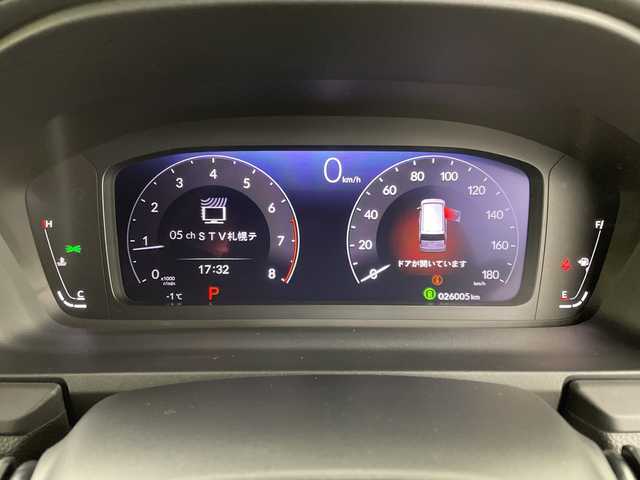 ホンダ ステップワゴン スパーダ 道央・札幌 2022(令4)年 2.6万km クリスタルブラックパール ・４WD/ホンダセンシング/・コンフォートビューパッケージ/・純正ナビ（LXM-237VFLi）/・11.4インチ純正ディーラーオプションナビ/・Bluetooth/CD/DVD/フルセグ・/・バックカメラ/・両側パワースライドドア/・アダプティブクルーズコントロール/・衝突被害軽減ブレーキ/・踏み間違い軽減/路外逸脱警報/・先行車発進お知らせ/標識認識機能/・ブラインドスポットモニター/・パワーバックドア/・LEDヘッドライト/オートライト/・オートマチックハイビーム/・前席シートヒーター/ハーフレザーシート/・プッシュスタート/スマートキー/・パドルシフト/電動パーキング/・ウォークスルー/革巻きステアリング/・ヘッドライトリベライザー