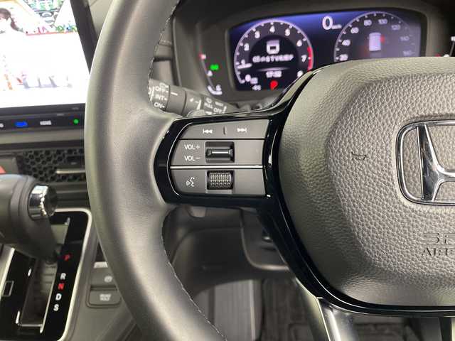 ホンダ ステップワゴン スパーダ 道央・札幌 2022(令4)年 2.6万km クリスタルブラックパール ・４WD/ホンダセンシング/・コンフォートビューパッケージ/・純正ナビ（LXM-237VFLi）/・11.4インチ純正ディーラーオプションナビ/・Bluetooth/CD/DVD/フルセグ・/・バックカメラ/・両側パワースライドドア/・アダプティブクルーズコントロール/・衝突被害軽減ブレーキ/・踏み間違い軽減/路外逸脱警報/・先行車発進お知らせ/標識認識機能/・ブラインドスポットモニター/・パワーバックドア/・LEDヘッドライト/オートライト/・オートマチックハイビーム/・前席シートヒーター/ハーフレザーシート/・プッシュスタート/スマートキー/・パドルシフト/電動パーキング/・ウォークスルー/革巻きステアリング/・ヘッドライトリベライザー