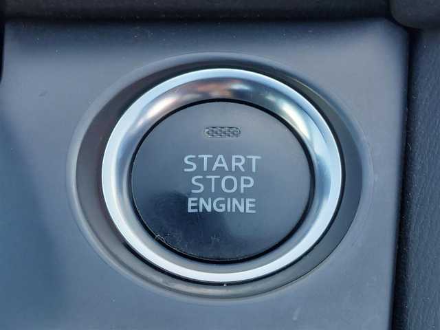 マツダ アテンザ セダン XD Lパッケージ 千葉県 2015(平27)年 12.3万km ジェットブラックマイカ (株)IDOMが運営する【じしゃロン八千代店】の自社ローン専用車両になります。/こちらは現金またはオートローンご利用時の価格です。自社ローンご希望の方は別途その旨お申付け下さい/KENSTYLEフルエアロ/BOSEサウンド/衝突軽減ブレーキ/レーンキープアシスト/クリアランスソナー/ブラインドスポットアシスト/ヘッドアップディスプレイ/レーダークルーズコントロール/純正SDナビ/バックカメラ/レザーシート/シートヒーター/パワーシート/キセノンヘッドライト/ビルトインETC/電子パーキングホールド/純正１９インチアルミ