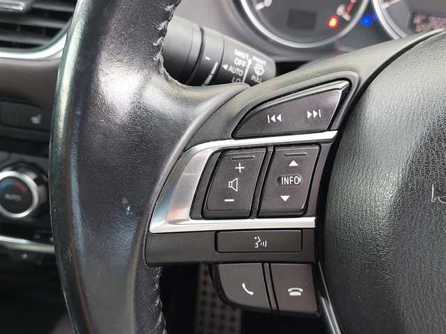 マツダ アテンザ セダン XD Lパッケージ 千葉県 2015(平27)年 12.3万km ジェットブラックマイカ (株)IDOMが運営する【じしゃロン八千代店】の自社ローン専用車両になります。/こちらは現金またはオートローンご利用時の価格です。自社ローンご希望の方は別途その旨お申付け下さい/KENSTYLEフルエアロ/BOSEサウンド/衝突軽減ブレーキ/レーンキープアシスト/クリアランスソナー/ブラインドスポットアシスト/ヘッドアップディスプレイ/レーダークルーズコントロール/純正SDナビ/バックカメラ/レザーシート/シートヒーター/パワーシート/キセノンヘッドライト/ビルトインETC/電子パーキングホールド/純正１９インチアルミ