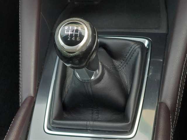 マツダ アテンザ セダン XD Lパッケージ 千葉県 2015(平27)年 12.3万km ジェットブラックマイカ (株)IDOMが運営する【じしゃロン八千代店】の自社ローン専用車両になります。/こちらは現金またはオートローンご利用時の価格です。自社ローンご希望の方は別途その旨お申付け下さい/KENSTYLEフルエアロ/BOSEサウンド/衝突軽減ブレーキ/レーンキープアシスト/クリアランスソナー/ブラインドスポットアシスト/ヘッドアップディスプレイ/レーダークルーズコントロール/純正SDナビ/バックカメラ/レザーシート/シートヒーター/パワーシート/キセノンヘッドライト/ビルトインETC/電子パーキングホールド/純正１９インチアルミ