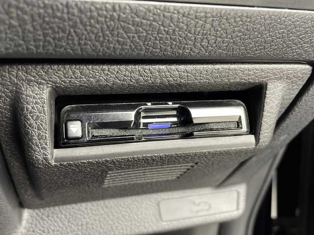 スバル ＷＲＸ Ｓ４ tS 愛知県 2017(平29)年 6.9万km クリスタルブラックシリカ /禁煙車//特別仕様車”tS”//4WD//純正ナビ(CN-LR720D)//フルセグTV・AM・FM・CD・DVD・SD・Bluetooth//バックカメラ//ETC//前方ドライブレコーダー/特別装備/・STIメッシュフロントグリル/・大型フロントスポイラー/・外装チェリーレッド加飾/・ビルシュタイン足回り/・BBS19インチ鍛造アルミホイール/・Brembo対向4ポッドキャリパー(STIロゴ入り)/・STIフロントタワーバー/・STIパフォーマンスマフラー/・CVTオイルクーラー&強化ラジエーター/・RECAROシート(セミアニリン本革)/・インパネレッド加飾(tSロゴ入り)/・アイサイトver.3/・アドバンスドセイフティパッケージ/STI純正オプション/・スカートリップ/・サイドアンダースポイラー/・リヤサイドアンダースポイラー/・リヤアンダースポイラー/・トランクスポイラー//LEDヘッドライト//オートライト//前席シートヒーター//純正フロアマット・ドアバイザー//電子パーキングブレーキ//ブレーキホールド//革巻きステアリング//ステアリングスイッチ//パドルシフト//プッシュスタート//電動格納ミラー//アイドリングストップ//イモビライザー