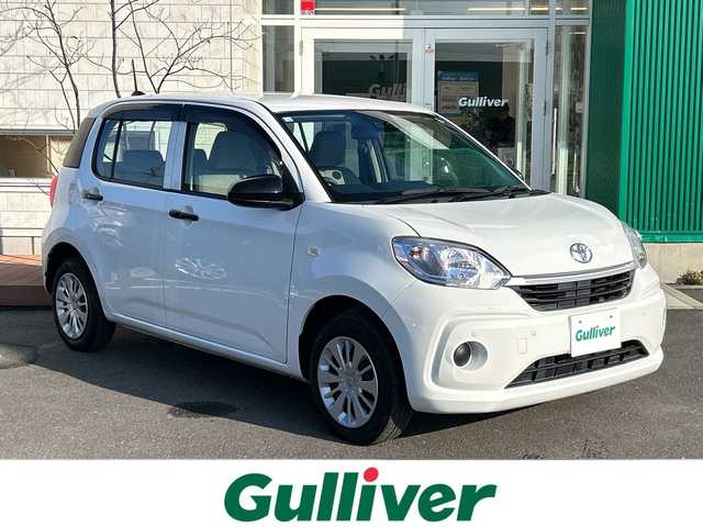 トヨタ パッソ X　S 青森県 2020(令2)年 4.2万km ホワイト 4WD/社外メモリナビ・ワンセグTV/CD・DVD・Bluetooth・USB・SD/スマートアシストIII/衝突回避支援ブレーキ機能/車線逸脱警報機能/前後誤発進抑制機能/オートハイビーム/前後コーナーセンサー/純正ビルトインETC/ハロゲンヘッドライト/オートライト/プッシュスタート/スマートキー