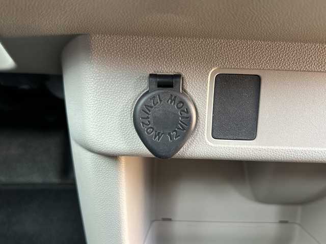 トヨタ パッソ X　S 青森県 2020(令2)年 4.2万km ホワイト 4WD/社外メモリナビ・ワンセグTV/CD・DVD・Bluetooth・USB・SD/スマートアシストIII/衝突回避支援ブレーキ機能/車線逸脱警報機能/前後誤発進抑制機能/オートハイビーム/前後コーナーセンサー/純正ビルトインETC/ハロゲンヘッドライト/オートライト/プッシュスタート/スマートキー