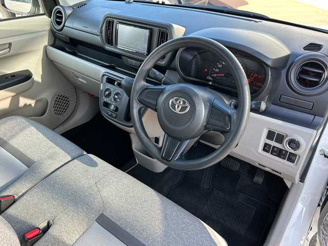 トヨタ パッソ X　S 青森県 2020(令2)年 4.2万km ホワイト 4WD/社外メモリナビ・ワンセグTV/CD・DVD・Bluetooth・USB・SD/スマートアシストIII/衝突回避支援ブレーキ機能/車線逸脱警報機能/前後誤発進抑制機能/オートハイビーム/前後コーナーセンサー/純正ビルトインETC/ハロゲンヘッドライト/オートライト/プッシュスタート/スマートキー