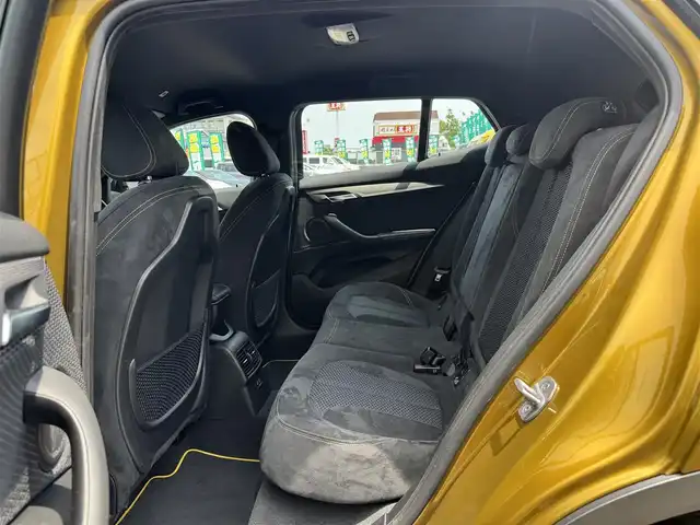 ＢＭＷ Ｘ２ xDrive 18d MスポーツX 三重県 2019(平31)年 5.9万km ガルバニックゴールドメタリック コンフォートパッケージ/純正HDDナビ/・Bluetooth/社外地デジTVチューナー/Wシートヒーター/LEDヘッドライト/フォグランプ/クリアランスソナー/クルーズコントロール/スマートキー×2/プッシュスタート/Mスポーツサスペンション/ミラー一体型ETC/ステアリングリモコン/レーダー探知機（Z191R）/電動パーキングブレーキ/純正19インチアルミホイール