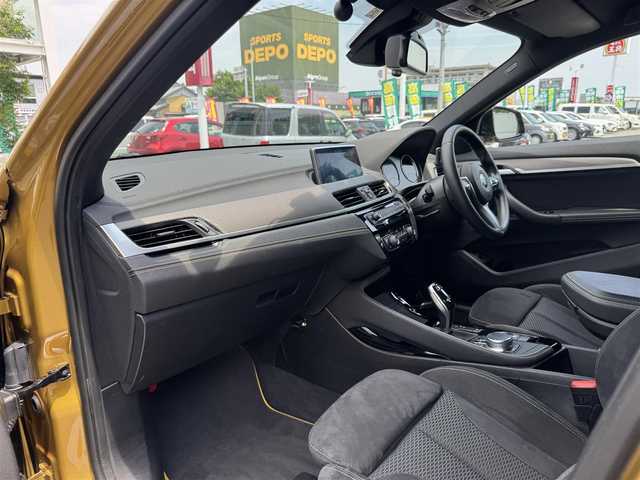 ＢＭＷ Ｘ２ xDrive 18d MスポーツX 三重県 2019(平31)年 5.9万km ガルバニックゴールドメタリック コンフォートパッケージ/純正HDDナビ/・Bluetooth/社外地デジTVチューナー/Wシートヒーター/LEDヘッドライト/フォグランプ/クリアランスソナー/クルーズコントロール/スマートキー×2/プッシュスタート/Mスポーツサスペンション/ミラー一体型ETC/ステアリングリモコン/レーダー探知機（Z191R）/電動パーキングブレーキ/純正19インチアルミホイール