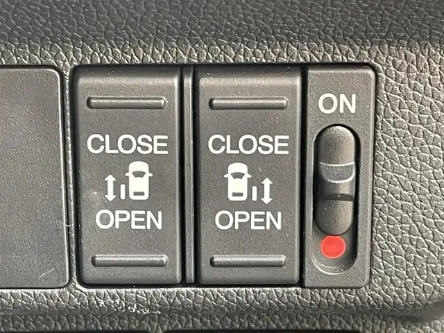 ホンダ フリード＋ G ホンダセンシング 東京都 2022(令4)年 6万km クリスタルブラックパール 純正Gathersナビ/バックカメラ/ETC/アダプティブクルーズコントロール/スマートキー/スペアキー/前後ドライブレコーダー/純正フロアマット/ハーフレザーシート/シートヒーター/両側パワースライドドア/純正15インチアルミホイール/後ろコーナーセンサー/純正LEDヘッドライト/Bluetooth/フルセグテレビ/MSV/USB入力端子